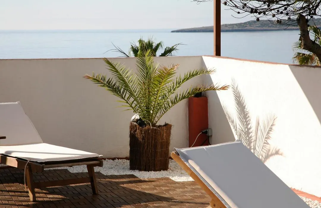 Seven Hostal-1